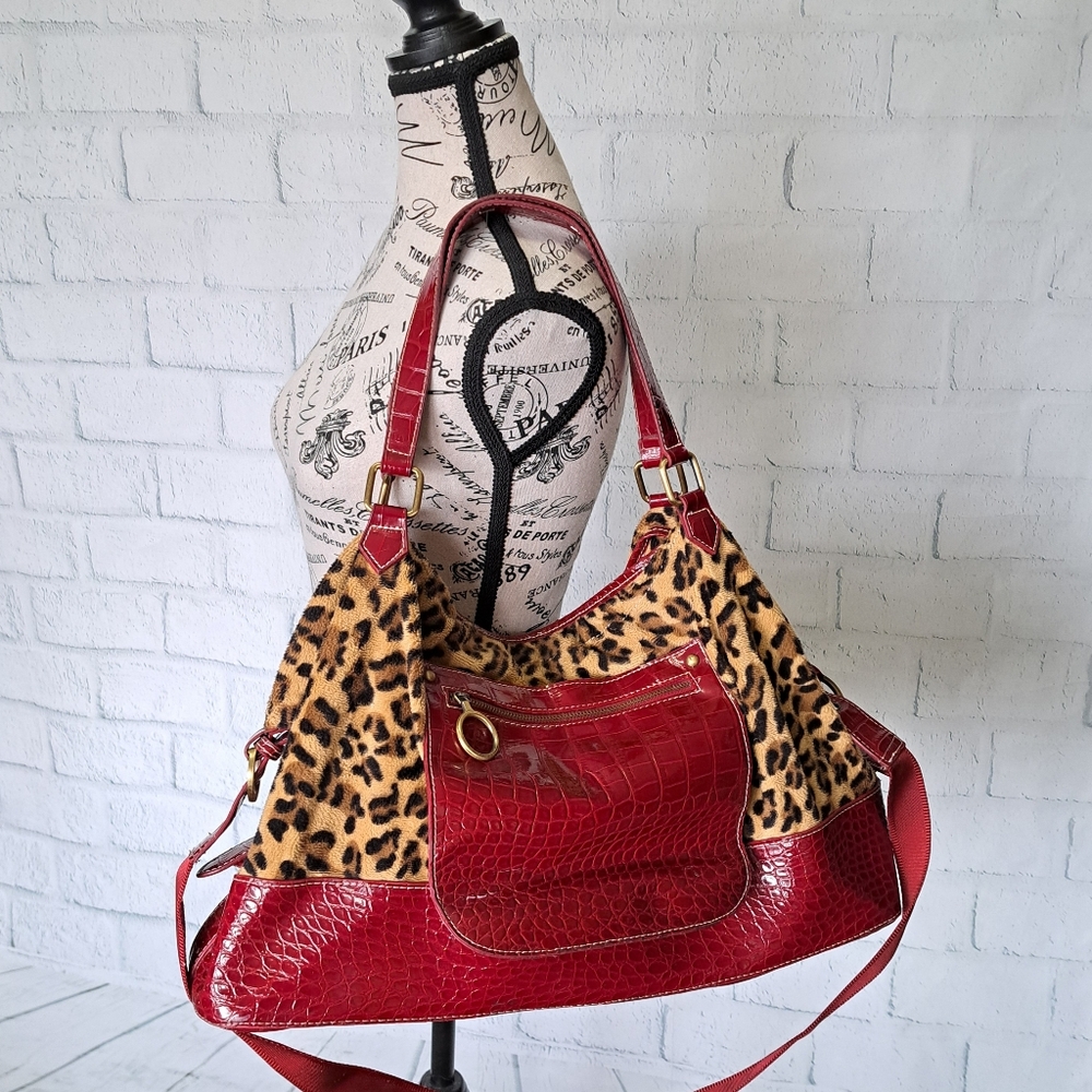 LOWEST. XL Nicole Lee cute vegan bag